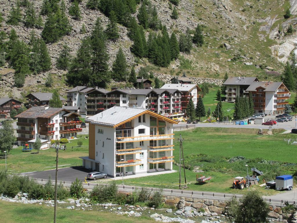 Andolla Apartamento Saas-Almagell Exterior foto